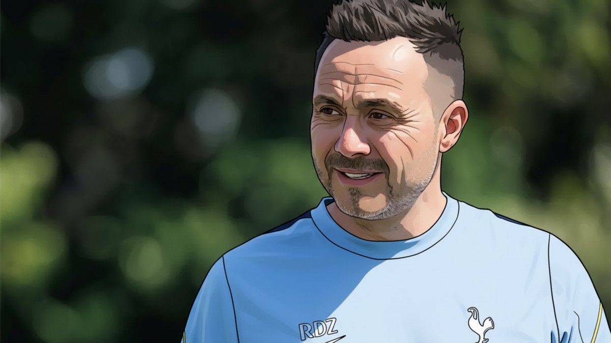 Roberto De Zerbi at Tottenham Hotspur training